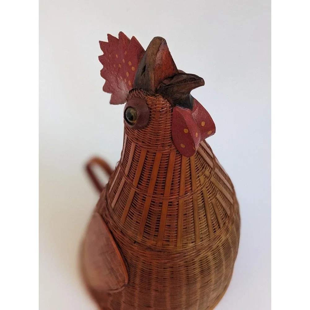 Vintage Shanghai Handicrafts Woven Wicker Rooster Lidded‎ Basket Hen Figural 9